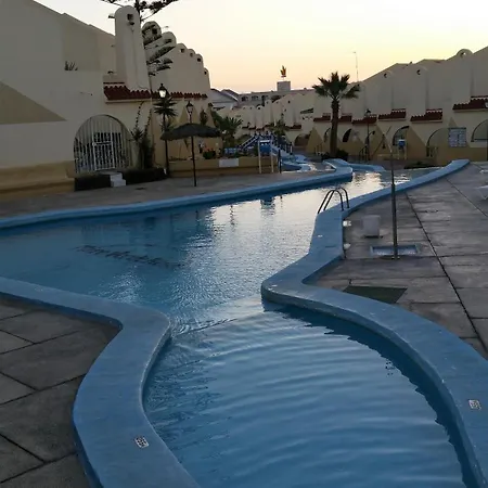 Cozy And Sunny With Everything Need, Great Location *