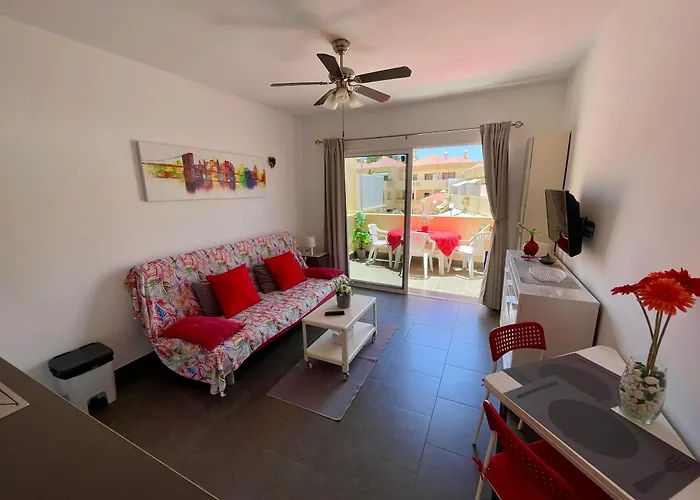 Cozy And Sunny With Everything Need, Great Location Apartamento